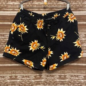 Forever 21+ Plus Size Sunflower Shorts